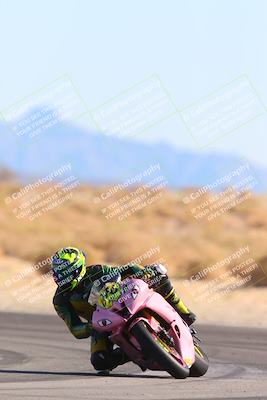 media/Jan-10-2025-CVMA Friday Practice (Fri) [[489e0da257]]/Group 4 and Trackday/Session 4 (Turn 16)/